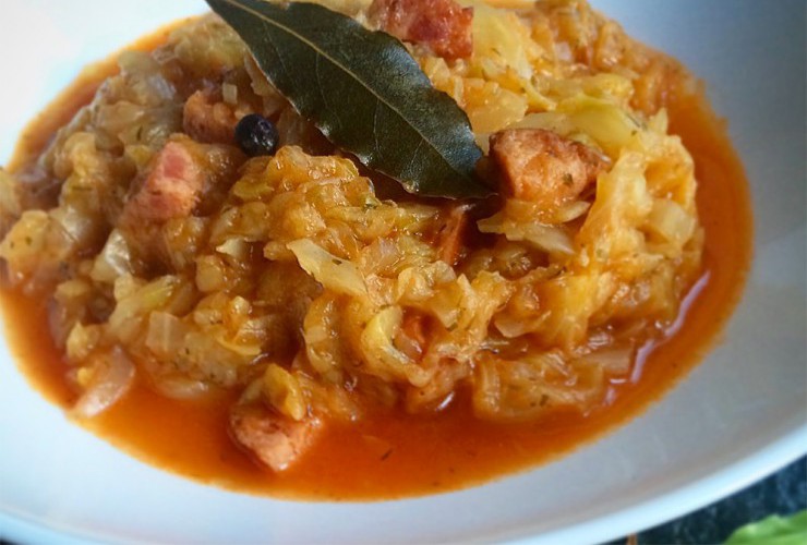 Faire une choucroute polonaise à la tomate